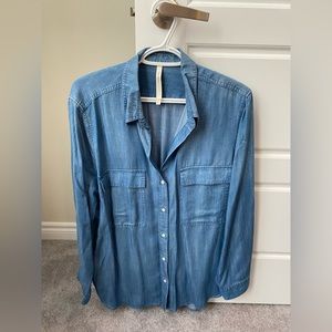Women’s Babaton Denim Shirt Size L